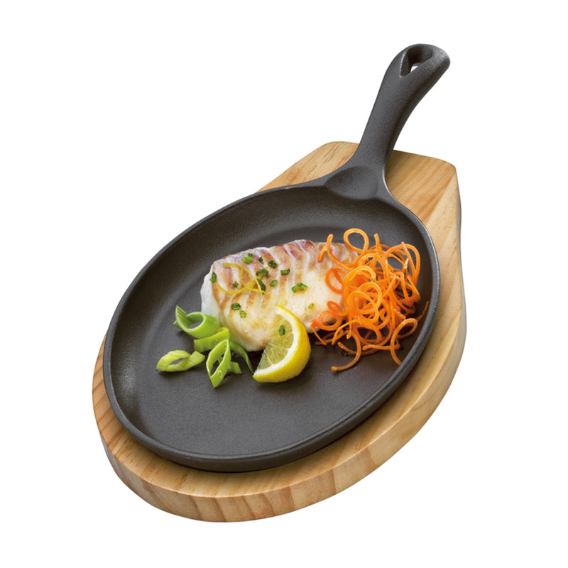 Servierpfanne oval mit Holzbrett